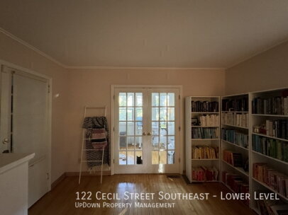 Building Photo - 122 Cecil St SE