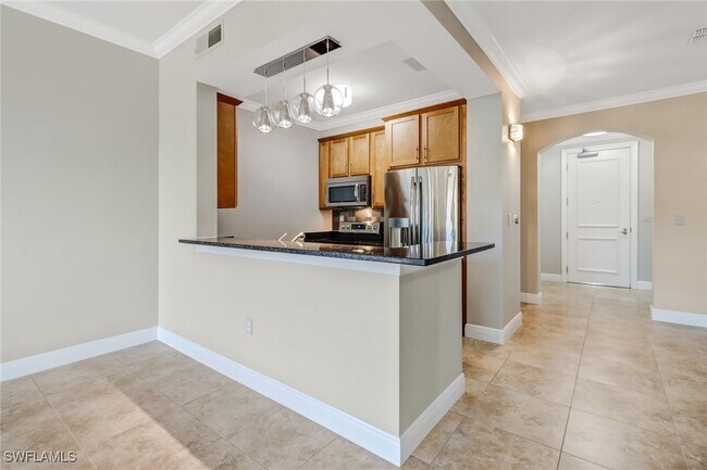Building Photo - 23191 Fashion Dr