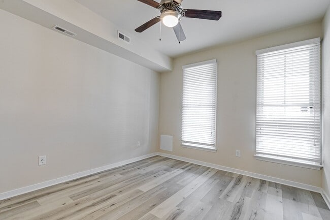 Building Photo - 821 N. 24th. St