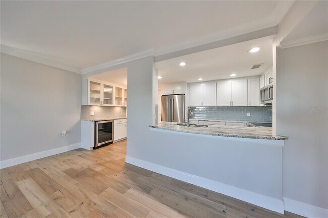 Building Photo - 4141 Bayshore Blvd