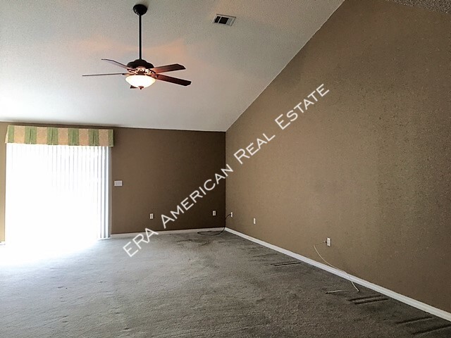 Building Photo - 231 Sea Hero Ln N