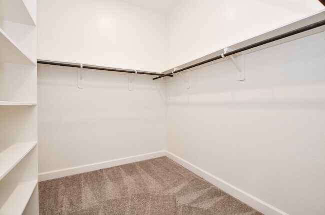 Building Photo - 13022 Sheildaig St