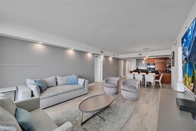 Building Photo - 1830 S Ocean Dr