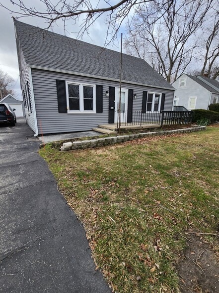 Building Photo - 410 McKinley St