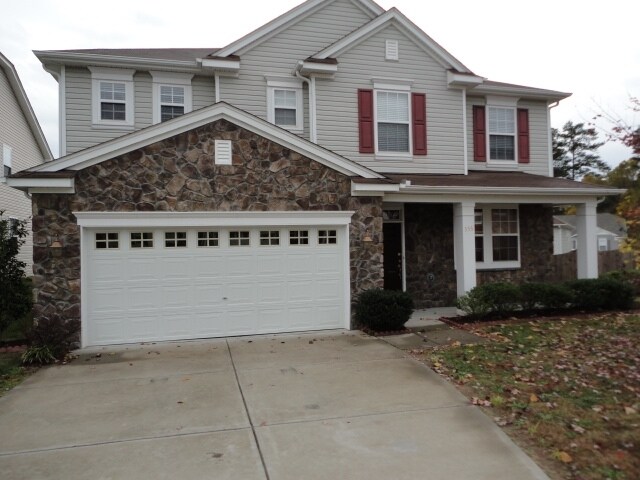 Primary Photo - 335 Larktree Ln
