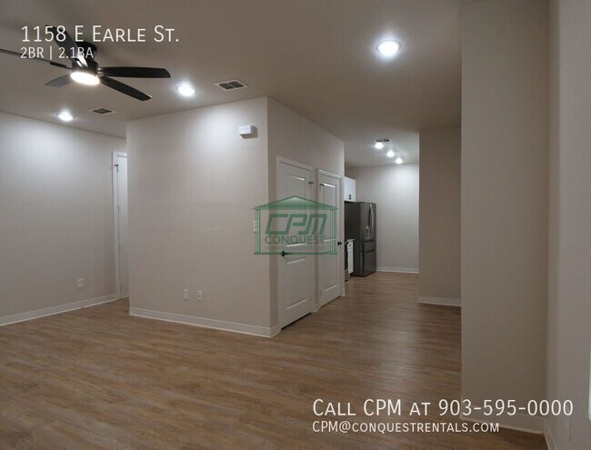 Building Photo - 1158 E Earle St
