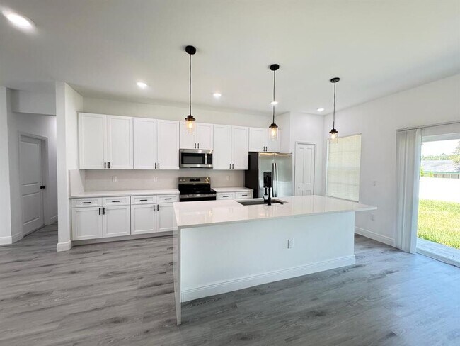Building Photo - 13164 SW 71st Ct