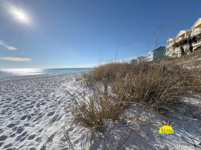Building Photo - Elegant 4-Bedroom Home in Lakeside at Blue...