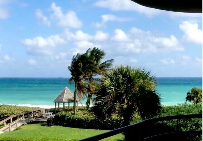 Building Photo - 420 Celestial Way