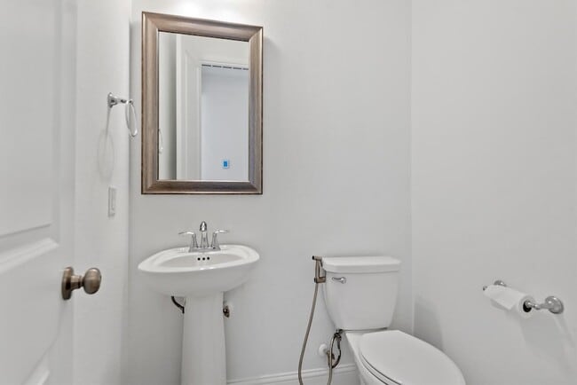 Building Photo - 28215 Whitmore Bend Dr