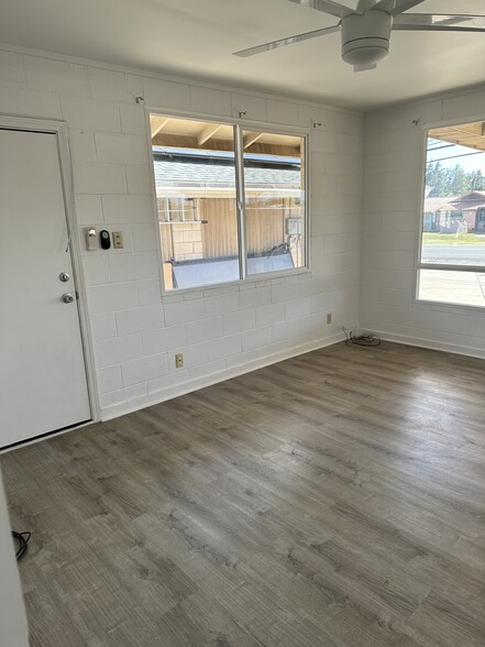 Front entry, living room with AC - 200 Lono Ave