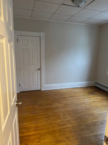 Building Photo - 167 Merrimac St