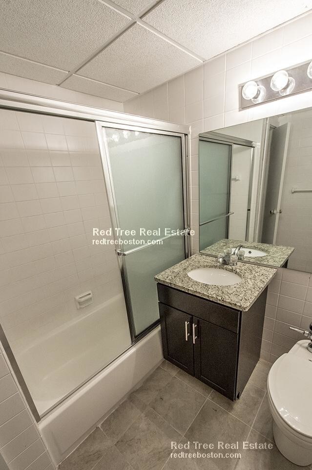 Building Photo - 62 Boylston St