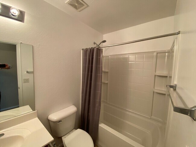 Building Photo - Charming 3 Bed w/Den in Northwest Peoria