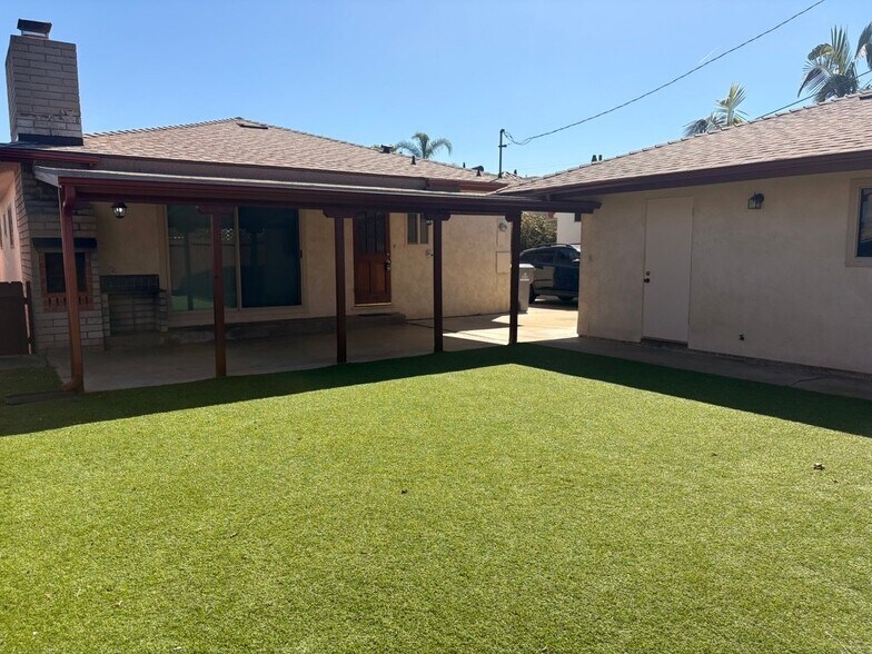 Building Photo - 4568 Alice St