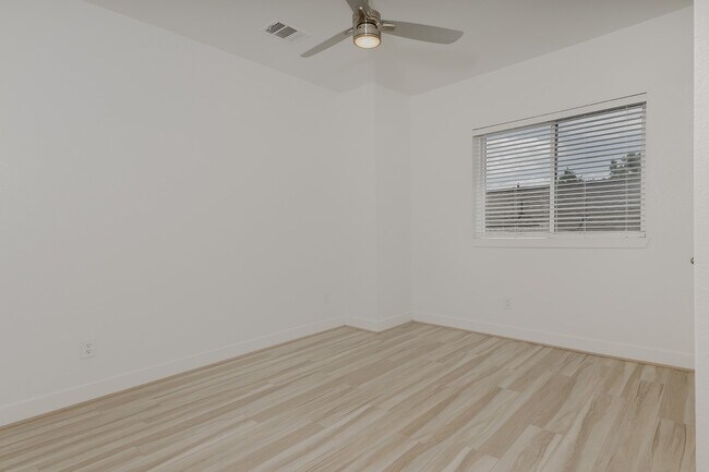 Building Photo - 154 Kendrick Pines Blvd