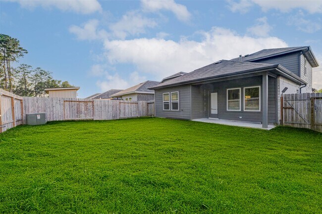 Building Photo - 5122 Sequoia Hts Ln