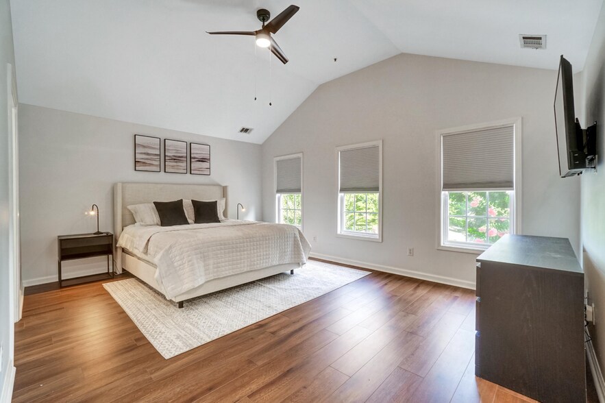 Primary Bedroom with King Bed - 702 Surrey Park Pl SE