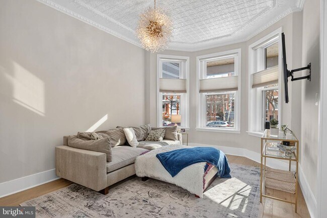 Building Photo - 32 Adams St NW