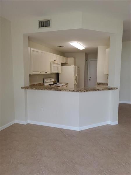 Building Photo - 3002 Deer Creek Country Club Blvd