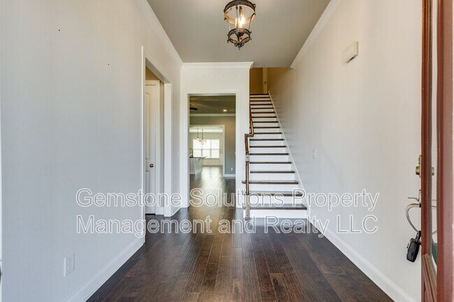 Building Photo - 2944 Hadley Close Ln