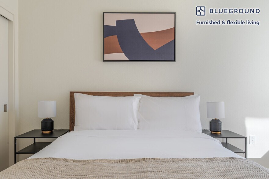 Building Photo - 100 Callan Ave