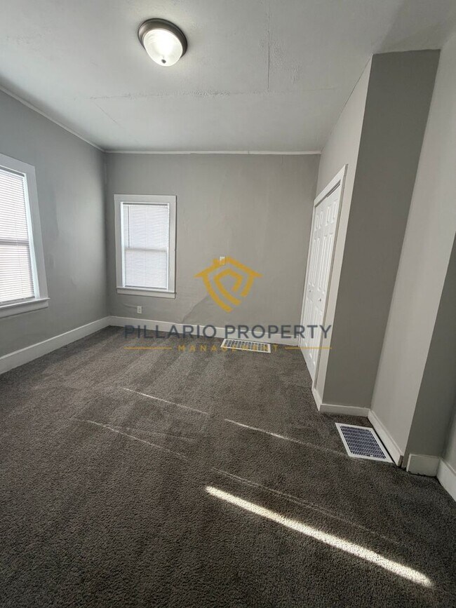 Building Photo - Near Anderson University 2 Bedroom on Corner Lot with Garage, Available NOW!