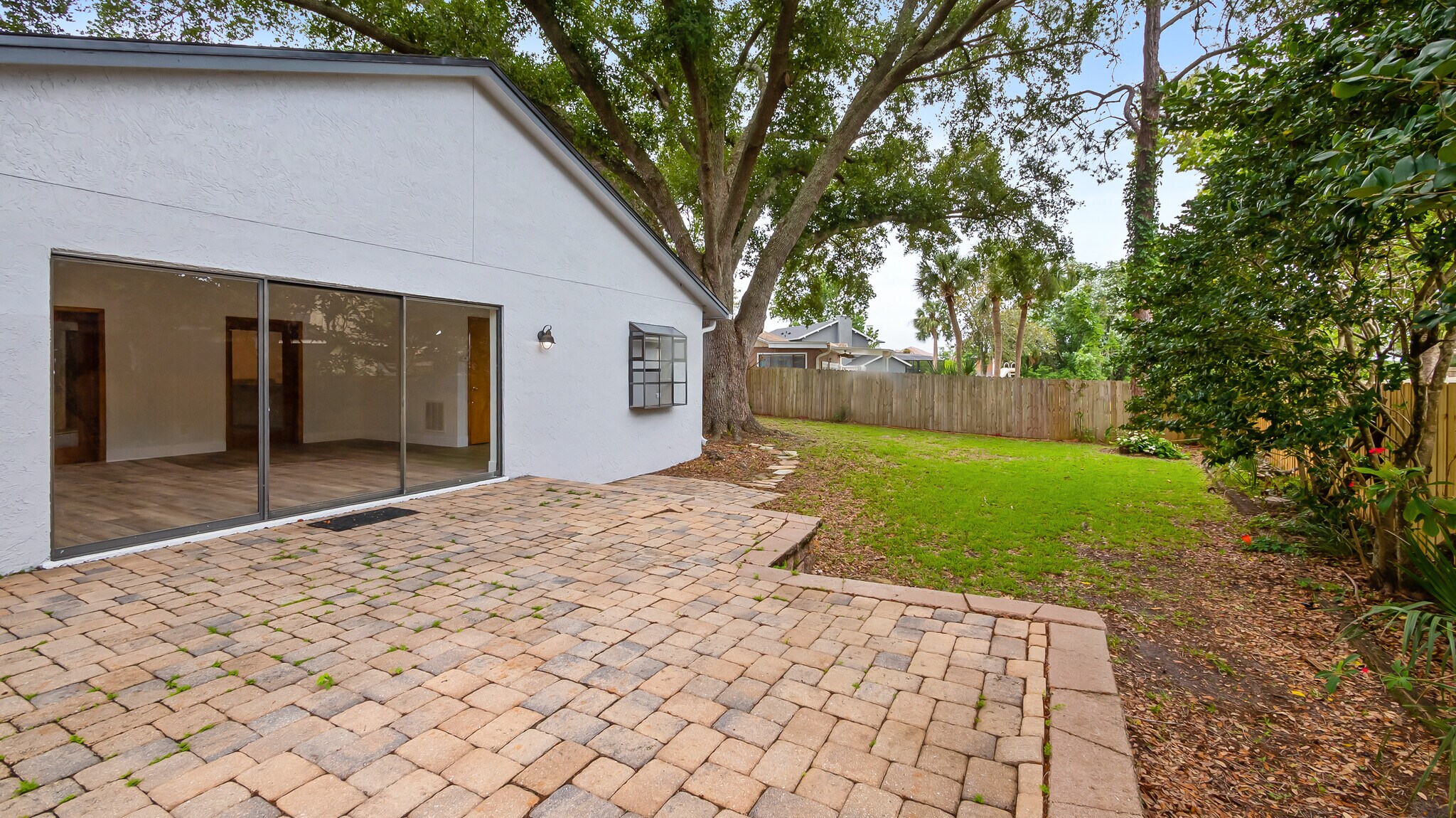 Building Photo - 901 Cutler Rd