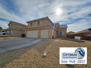Building Photo - Spacious 6 bedroom , 3 bathroom home with downstairs bedroom and bath