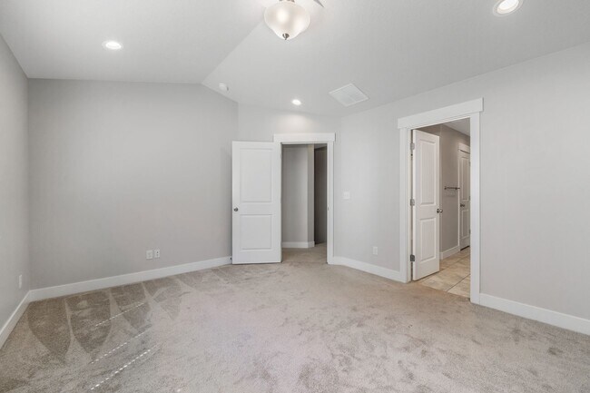 Building Photo - 3856 W 1650 N