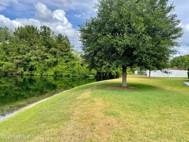 Building Photo - 400 Bayridge Ct