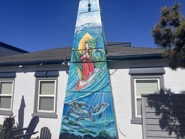 Building Photo - 442 2nd St