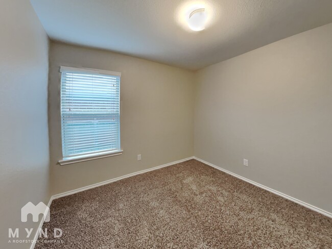 Building Photo - 2552 Weatherford Heights Dr