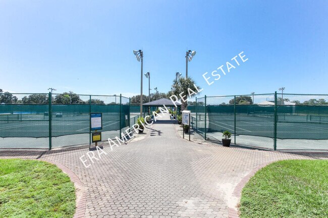 Building Photo - 6648 Longview St