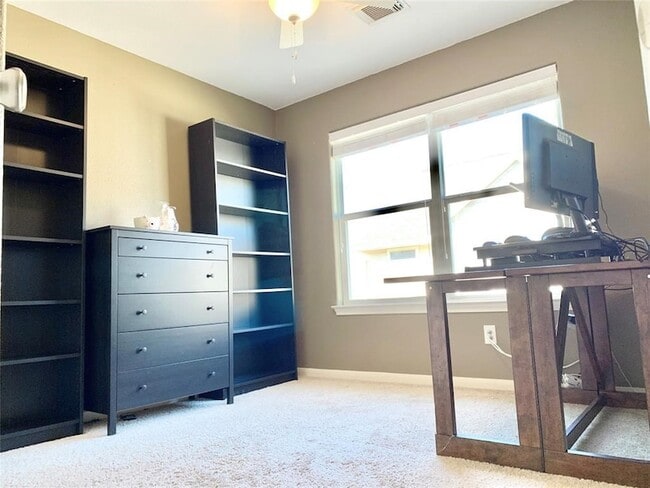 Building Photo - 2225 Naomi St