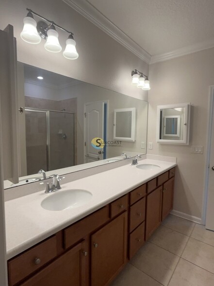 Building Photo - 7250 Claremont Creek Dr