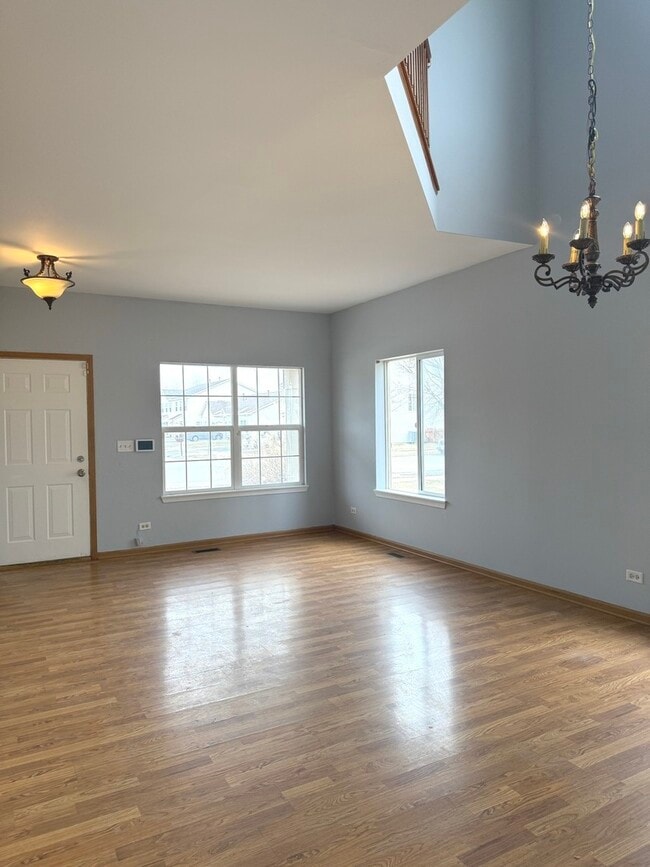 Building Photo - 2208 Rebecca Cir