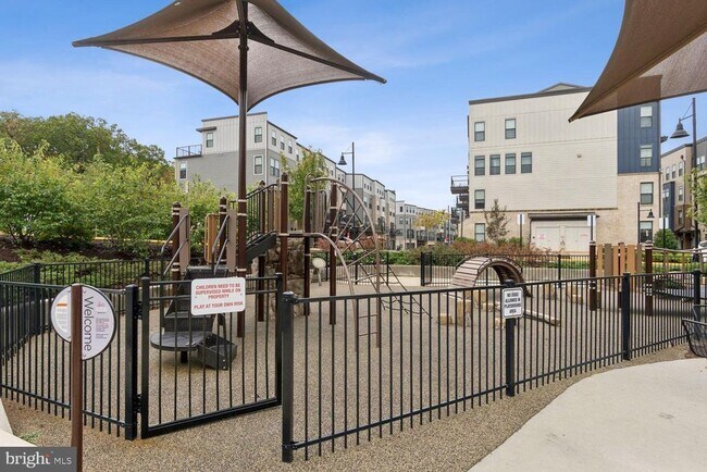 Building Photo - 1641 Bandit Loop