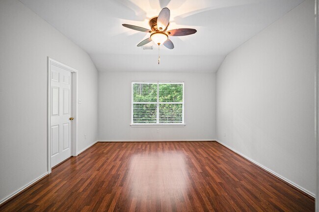 Building Photo - 36 Ledgestone Pl