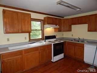 Building Photo - 21 Broadway