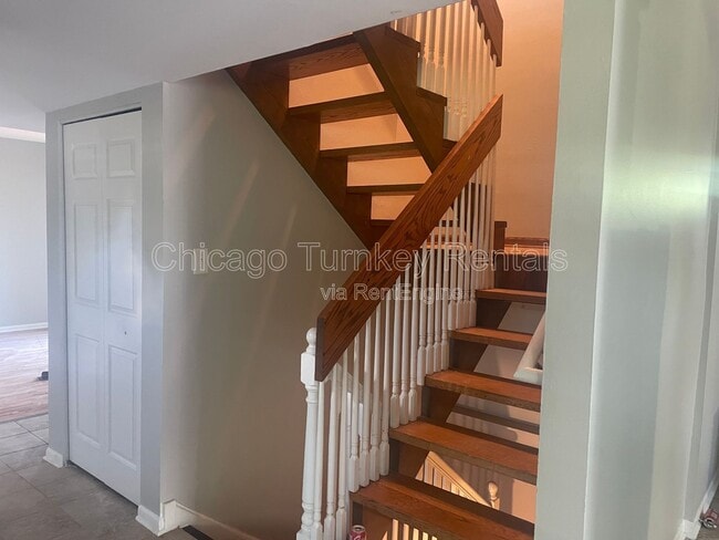 Building Photo - 3212 Charlemagne Ave