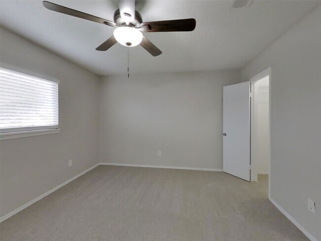 Building Photo - 20143 Dawn Mist Dr