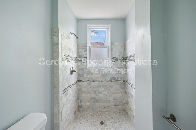 Building Photo - 4616 Ward St