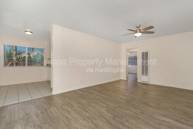 Building Photo - 1315 W Puls St