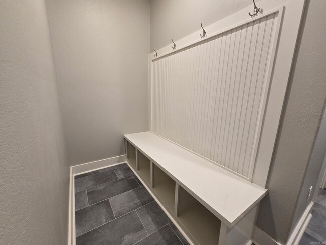 Building Photo - 5009 Springwood Cir