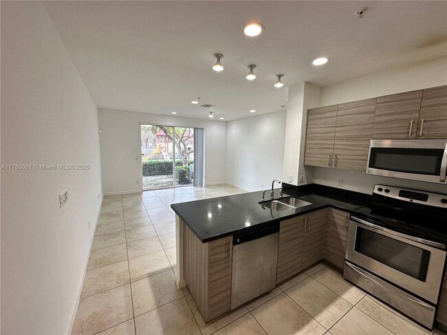 Building Photo - 2579 SW 81st Terrace