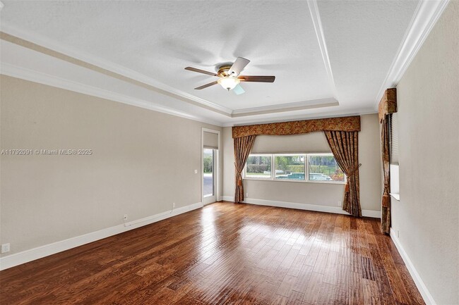 Building Photo - 7607 NW 127th Manor