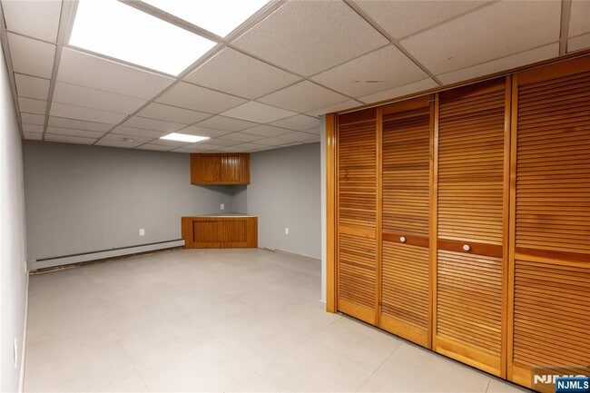 Building Photo - 129 Boulevard