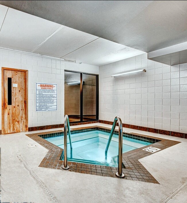 Building Photo - 270 E Highland Ave