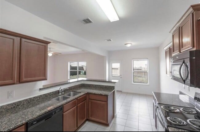 Building Photo - 20527 Faith Millstream Dr